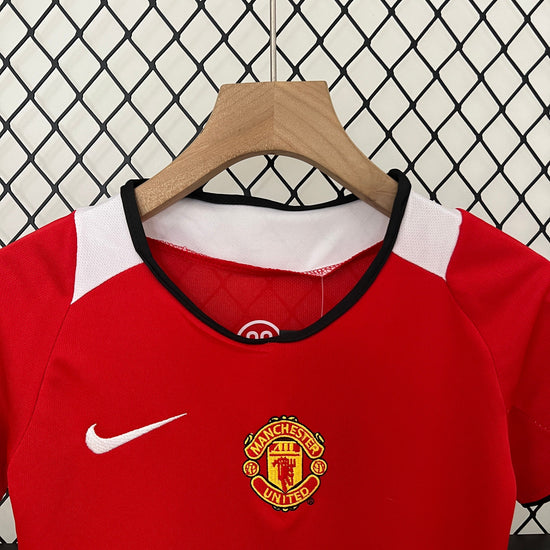 Manchester United 2005/06 Home Kid's Jersey & Shorts- Retro